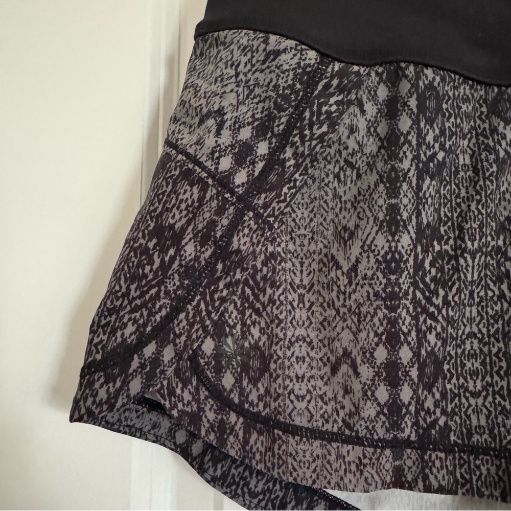 Athleta Black and Gray Patterned Athletic Shorts, XS - Picture 3 of 13